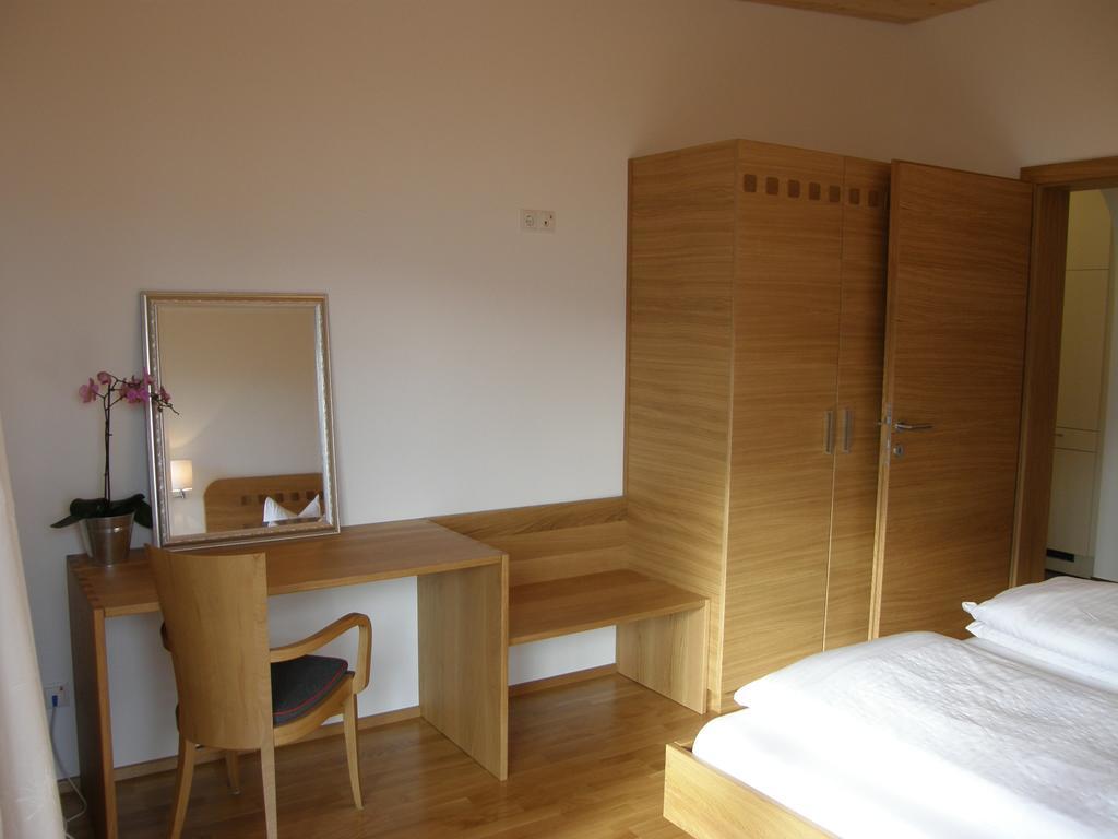 Apartments Karlhof Innsbruck Chambre photo